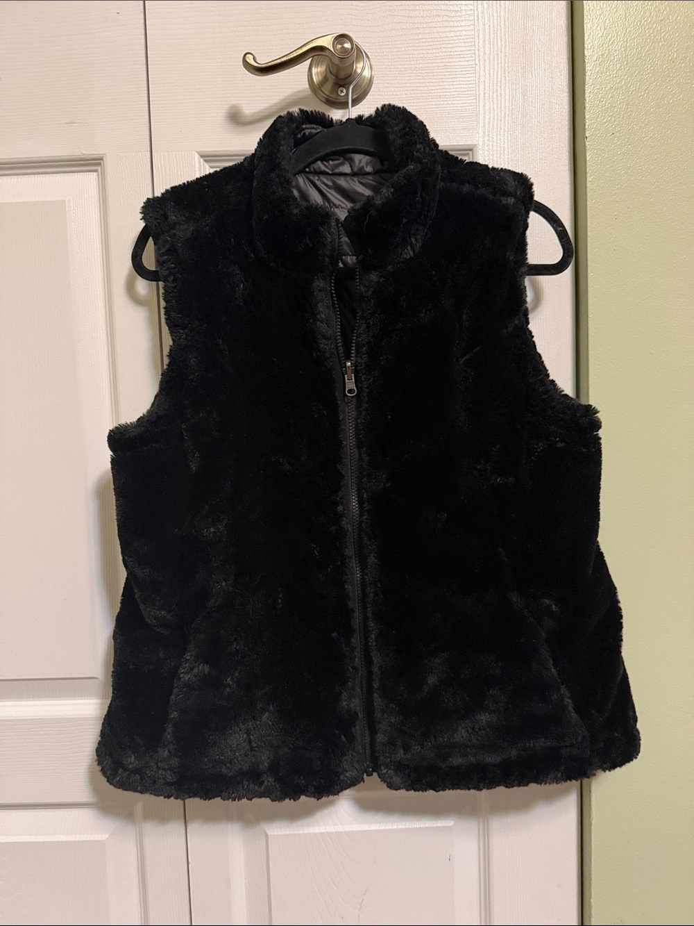 Women's Black Reversible Vest